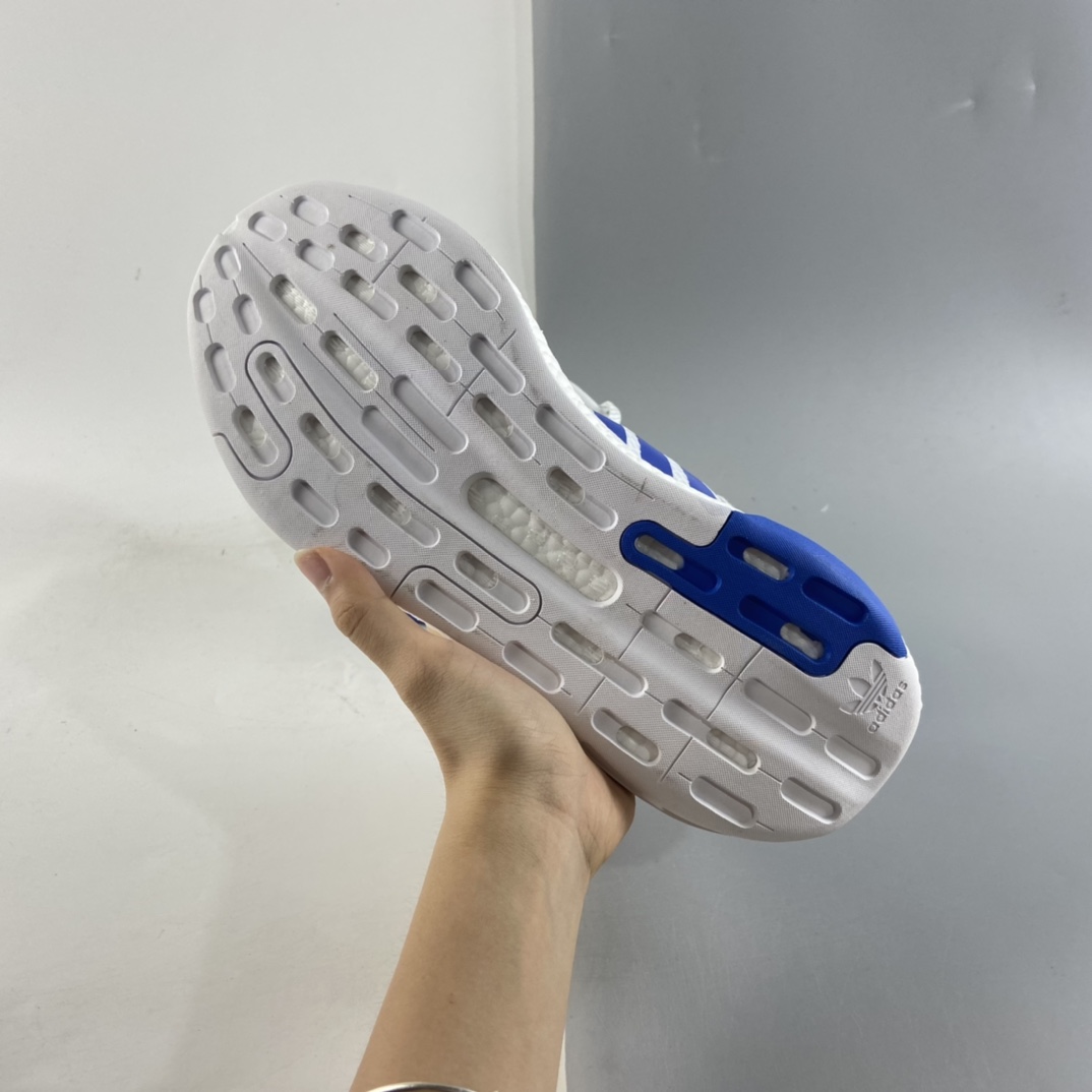 P220   Ad Originals 2020 Day Jogger Boost 三叶草2020版慢跑者系列高弹复古休闲运动跑鞋 夜行者二代 FW3021