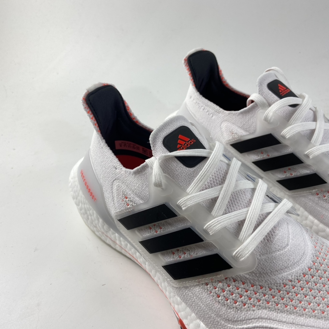 P220  AD UltraBoost 21 加厚爆米花袜套式针织鞋面休闲运动慢跑鞋 S23863