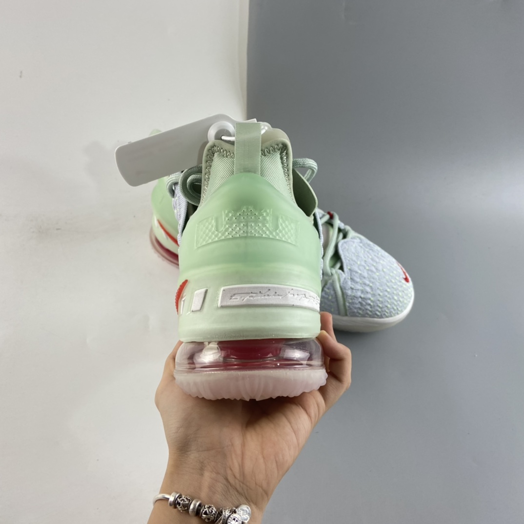 P320  灭世版 Nike LeBron XVIII EP 詹姆斯18代 签名鞋签名鞋 紫金重器 DB7644-002