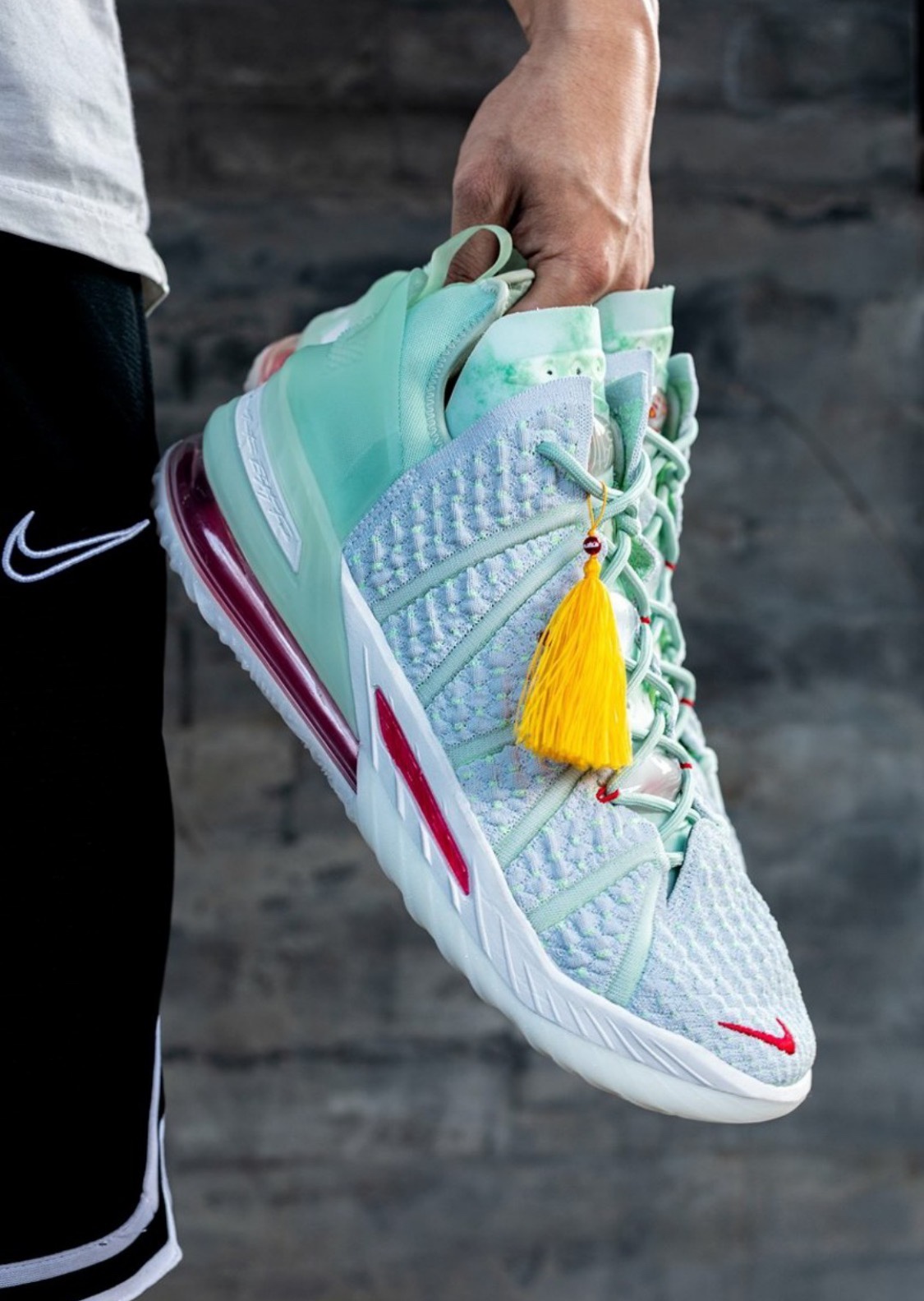 LeBron 18, tesoro prohibido de la Ciudad Prohibida: Jade Chino, el color del verano