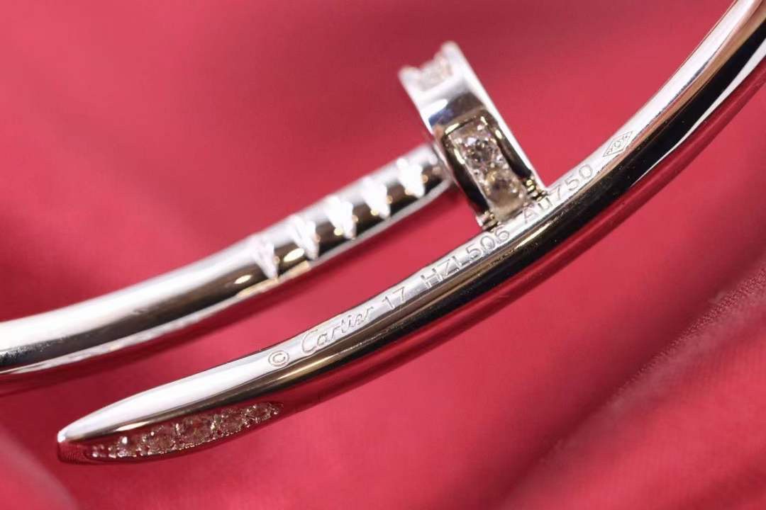 Cartier 卡地亚 Cartier 白金 头尾钻钉子实心手镯