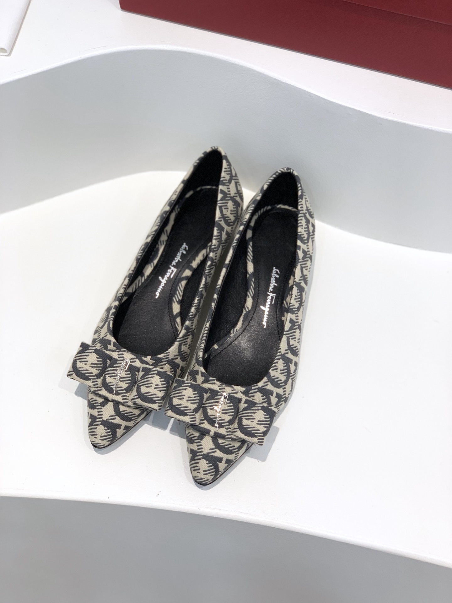 [Ferragamo Women