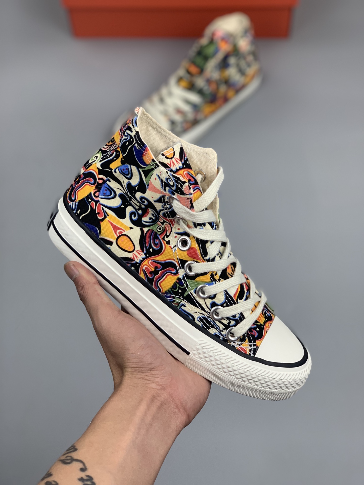 
匡威 Converse 1970S 高帮帆布鞋
货号：162050C 
尺码:35-39
编码:720587mxd