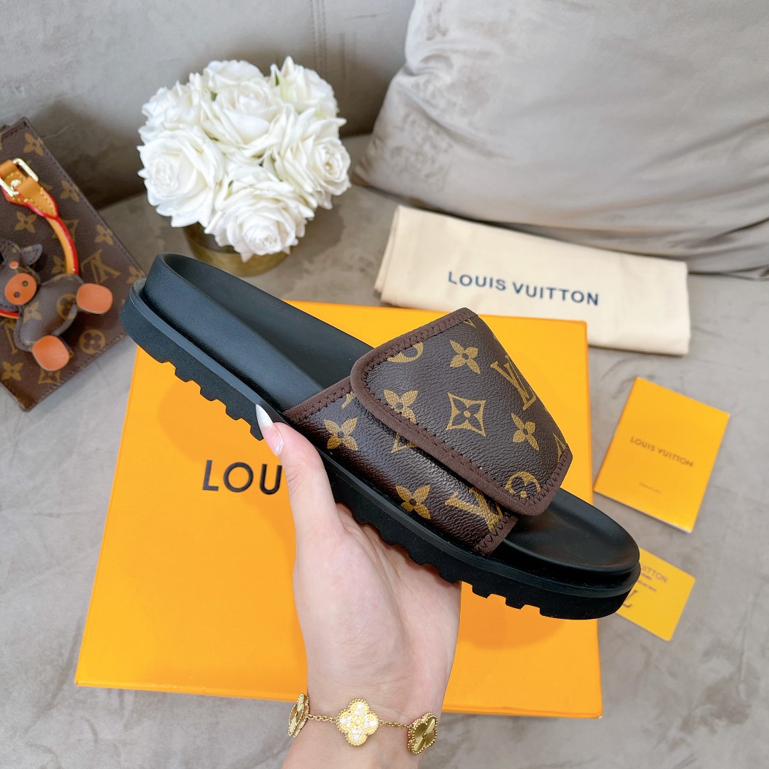 Louis Vuitton 2023ss LV * NBA 官网Jumbo Flatform系列秋东厚底凉男拖鞋
