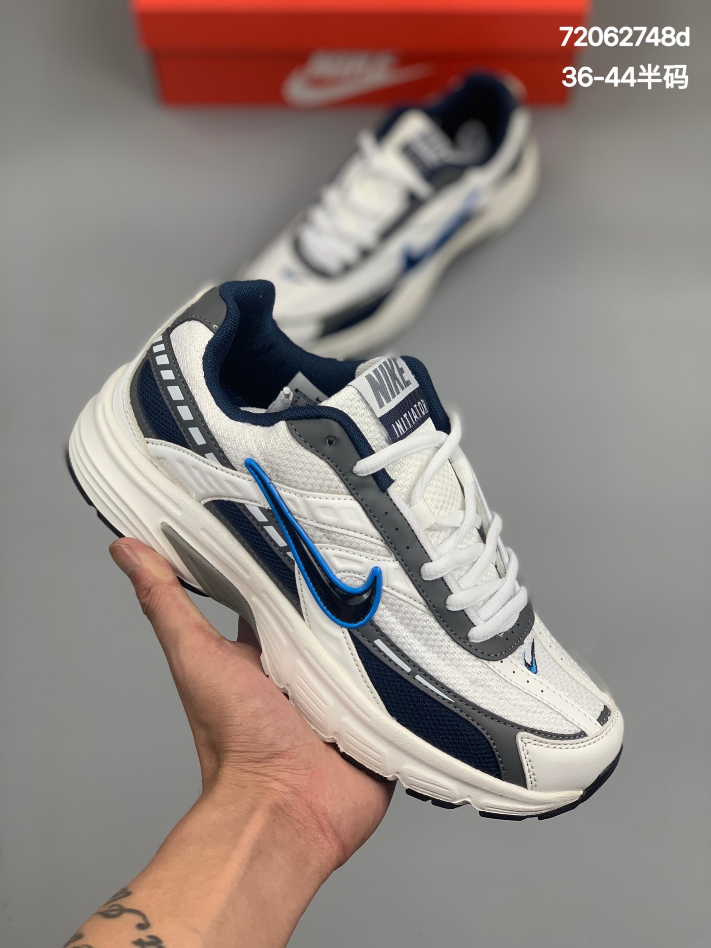 
 耐克/Nike Initiator Running INS超火复古爹老跑鞋 
货号：394055  
尺码：36 36.5 37.5 38 38.5 39 40 40.5 41 42 42.5 43 44
编码:72062748d