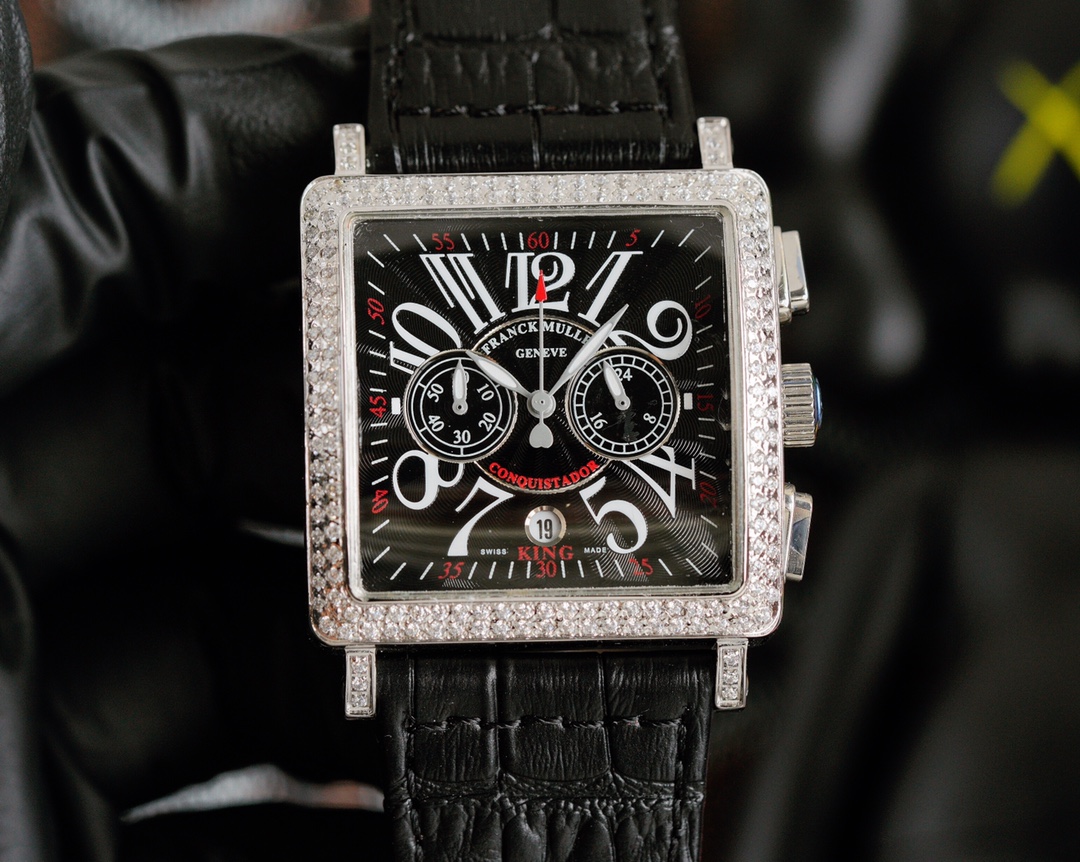 Fashionable 36mm Square Drilling Watch by Frank Muller with Swiss Quartz Movement - 图片 9