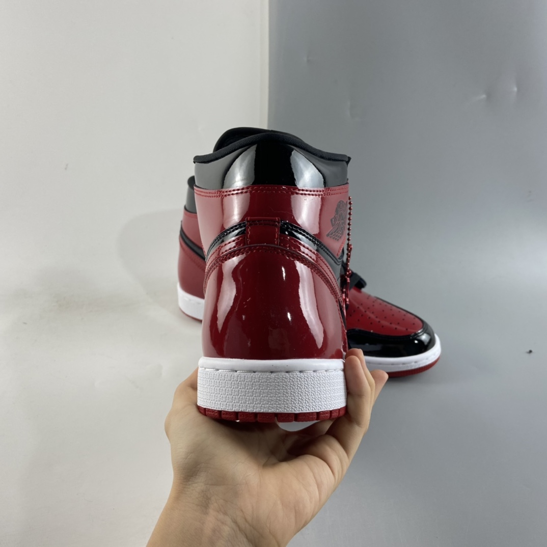 P450  Air Jordan 1 Retro High OG”Bred Patent”AJ1代经典复古经典高帮百搭文化篮球鞋“漆皮黑红禁穿”555088-063