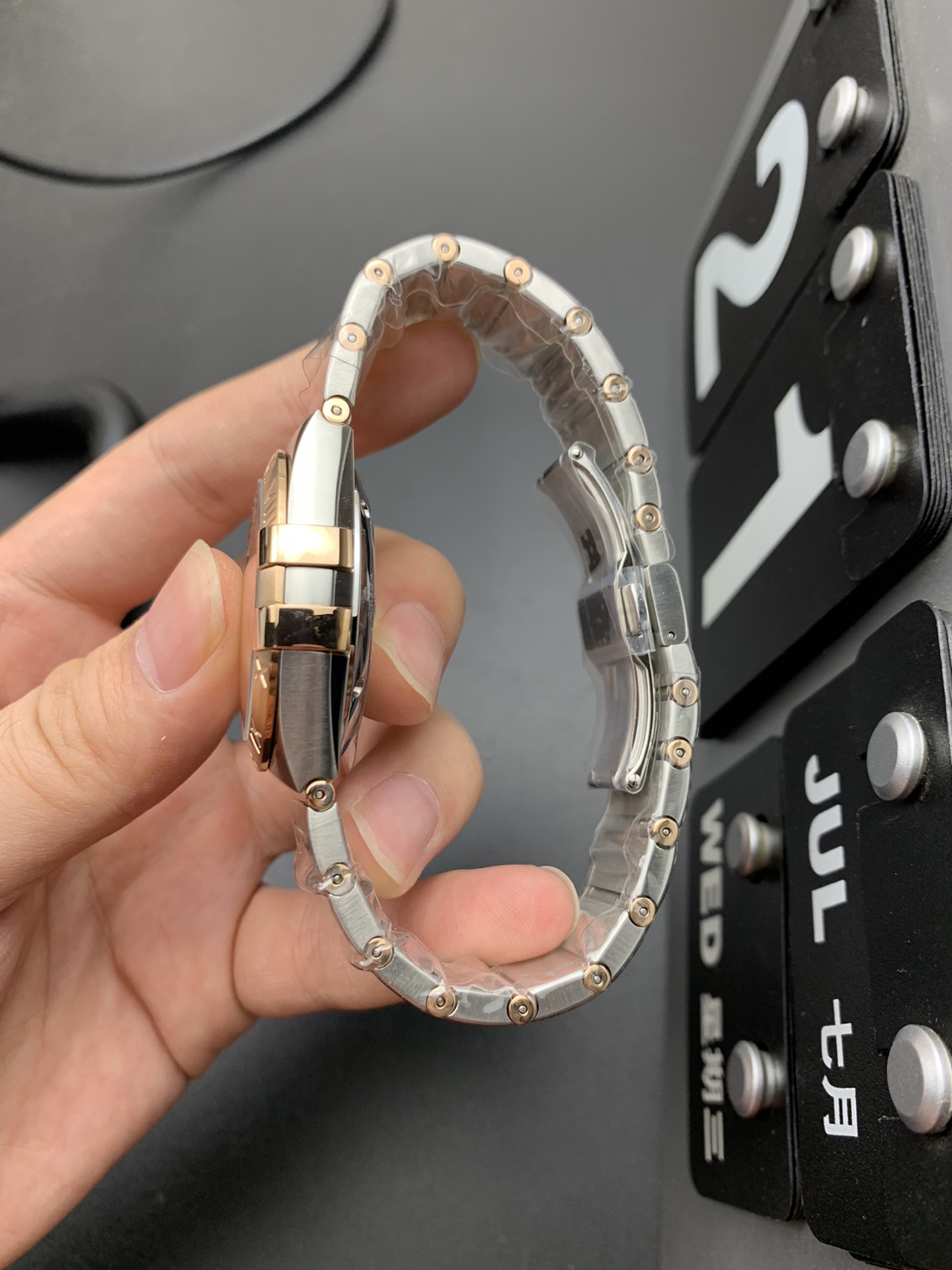 Omega 玫瑰金星座