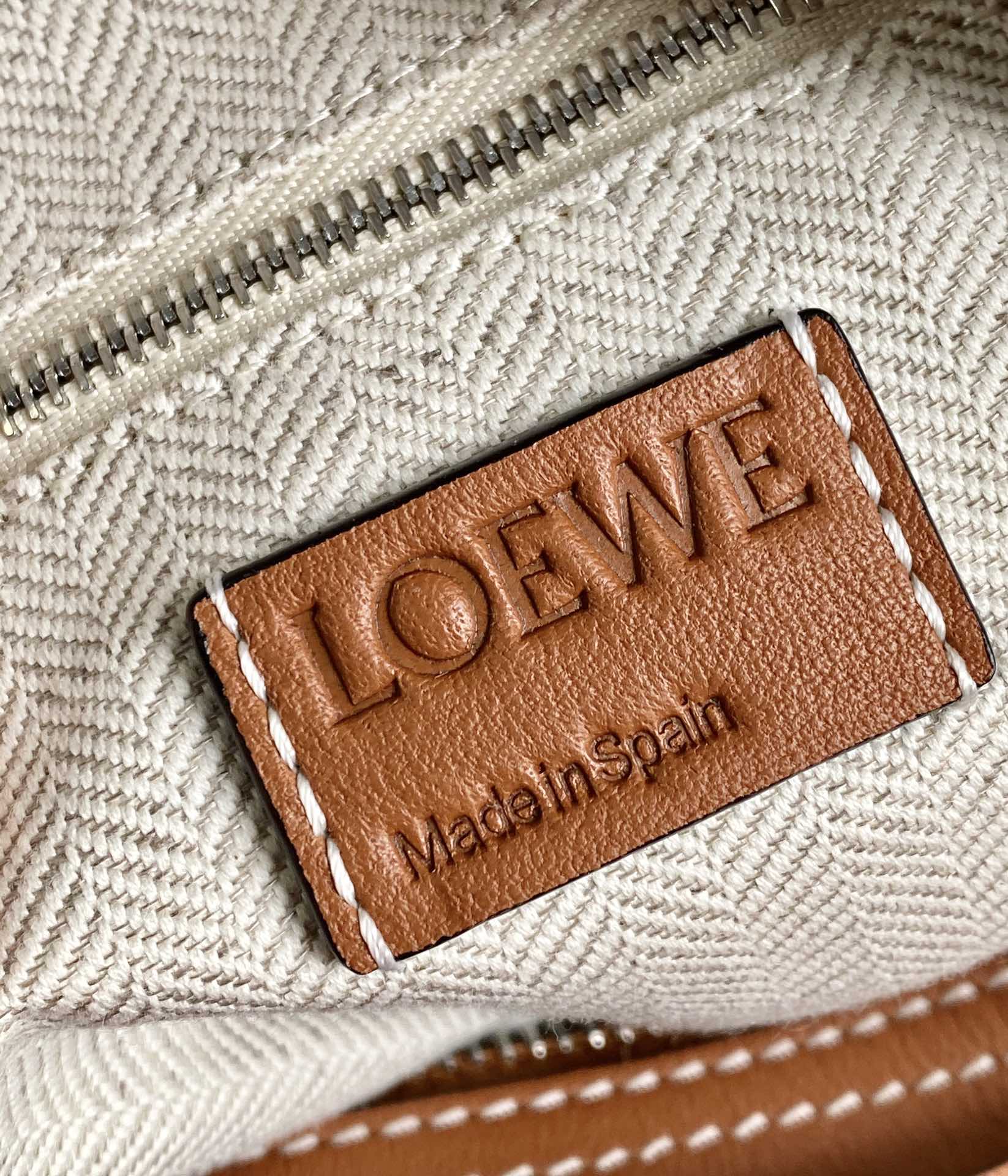 LOEWE罗意威 小牛皮特大号大象包 0537棕色