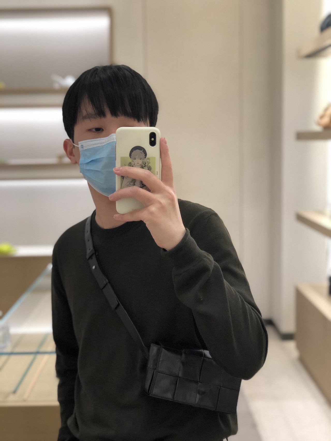 Bottega Veneta葆蝶家 Cassttte四格 651053油蜡皮黑色