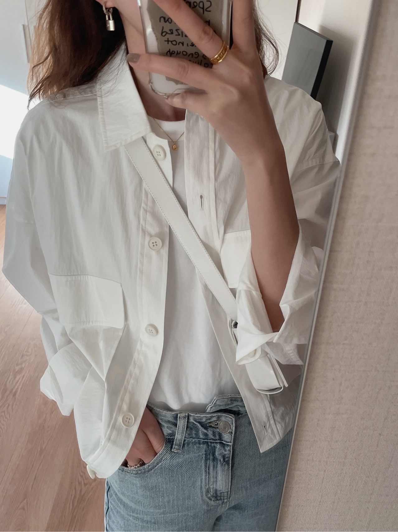 Bottega Veneta葆蝶家 Cassttte四格 651053油蜡皮白色