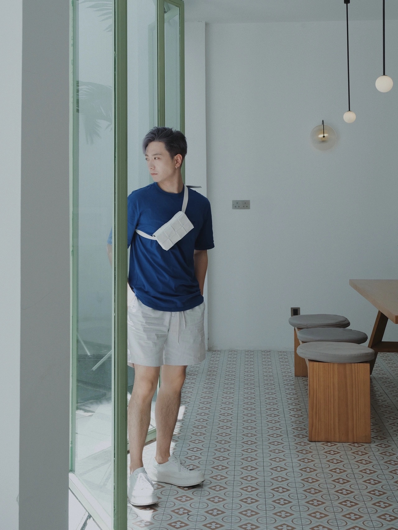 Bottega Veneta葆蝶家 Cassttte四格 651053油蜡皮白色