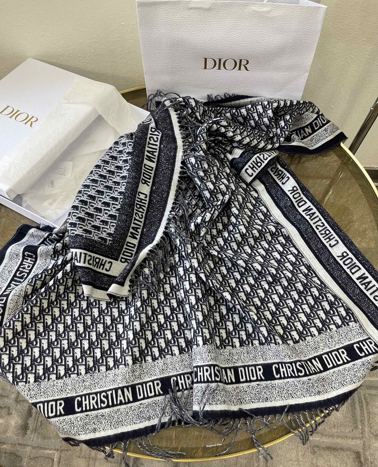Dior迪奥 Oblique 印花/刺绣图案装饰披肩01CDO140I100_C540