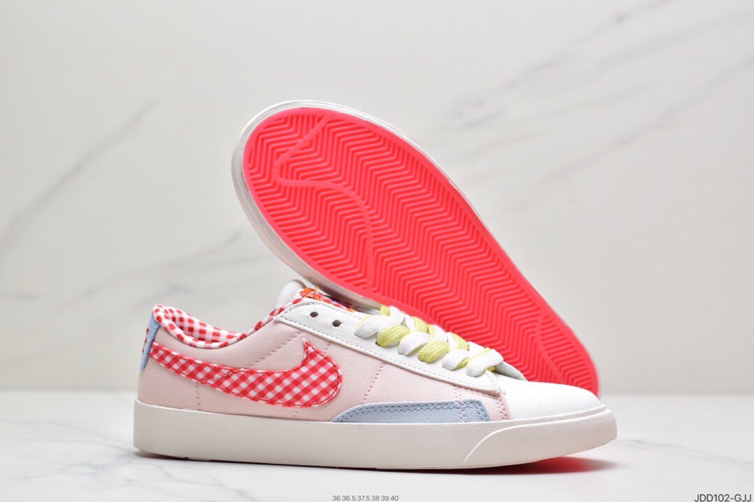120 耐克NIKE WMNS Blazer Low LX 开拓者 低帮百搭休闲运动帆布板鞋  DJ4665-100