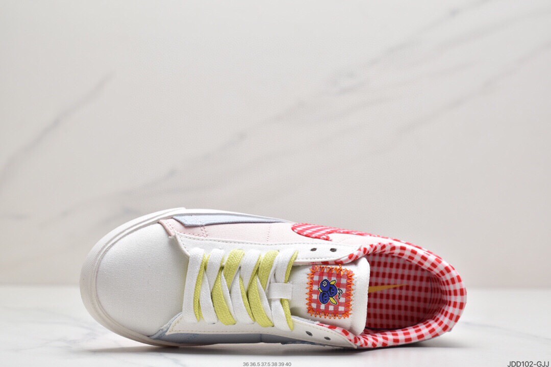 120 耐克NIKE WMNS Blazer Low LX 开拓者 低帮百搭休闲运动帆布板鞋  DJ4665-100