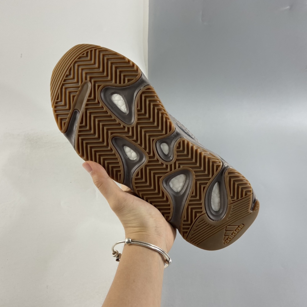 P320  AD Originals Yeezy Boost 700 ”Enflame Amber” 椰子复古爆米花中底姥爷慢跑鞋 黑灰  GZ0724