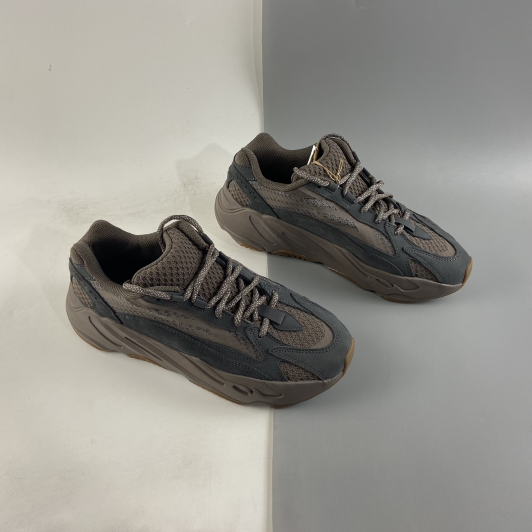 P320  AD Originals Yeezy Boost 700 ”Enflame Amber” 椰子复古爆米花中底姥爷慢跑鞋 黑灰  GZ0724