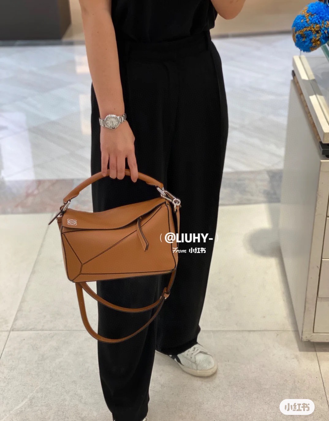 NO:193185,#Counter Real Shot#, Geometric Pack 24cm Small19860909#专柜实拍#,几何包24cm小号,Bag