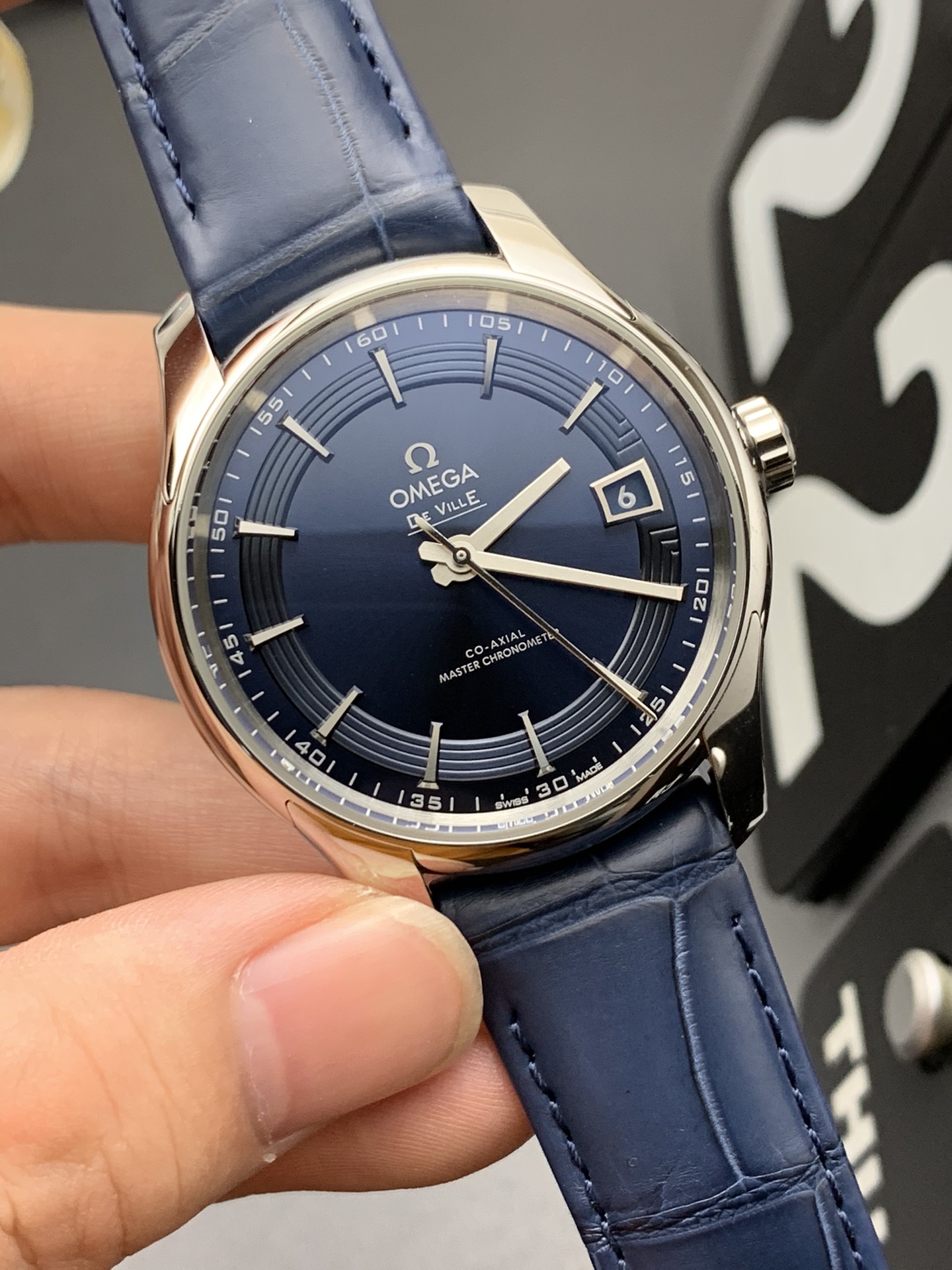 Omega 8900明亮之蓝