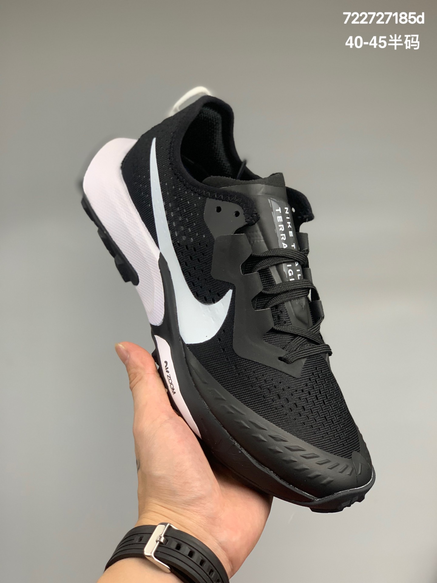 
公司级Nike Air Zoom Terra Kiger 7轻量透气抓地缓震越野跑鞋 男士户外跑步鞋 货号：CW6062-300 Nike Air Zoom Terra Kiger 7轻量透气抓地缓震越野跑鞋 男士户外  
Size:36-45半码
编码:722727185d