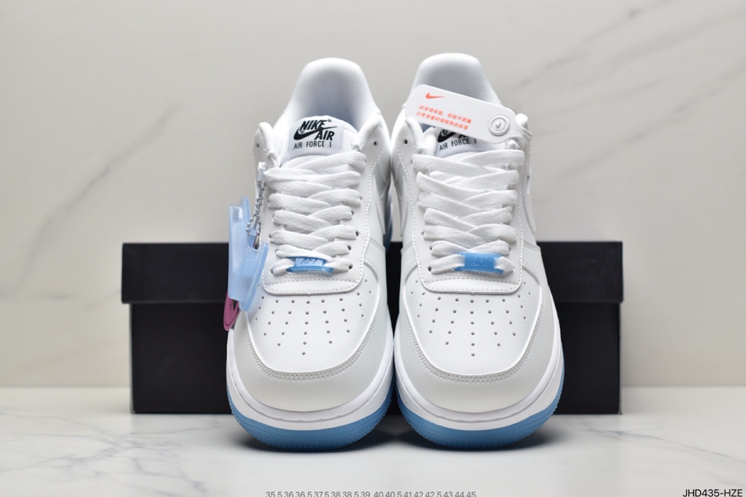 190 Nike Wmns Air Force 1 ’07 Low”UV White/University Blue Pack” DA8301-100