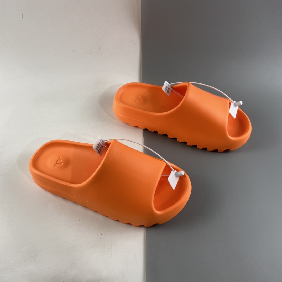 P150  Kanye West x Yeezy Slide 侃爷再度联乘 椰子拖鞋GZ0953