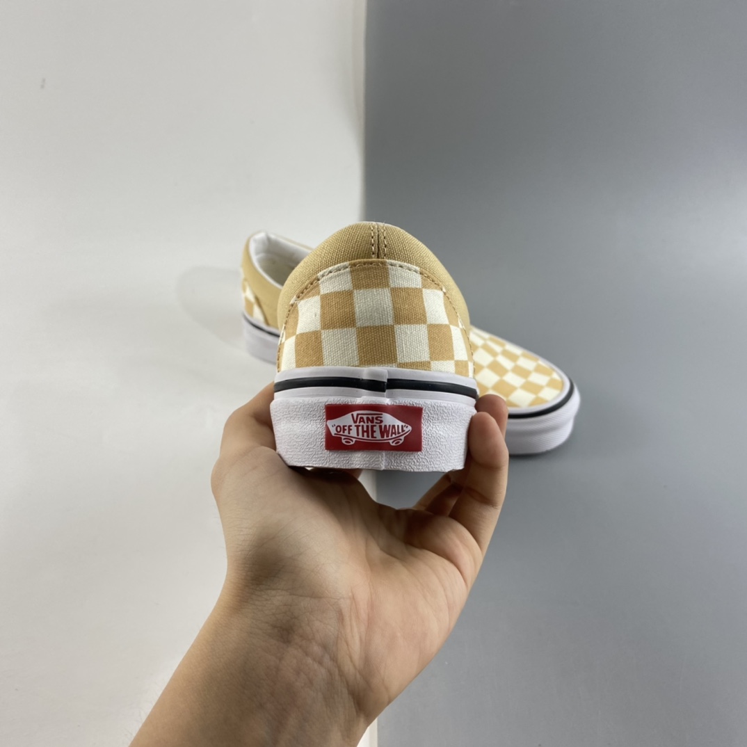 P140  Vans OG Classic Slip-On 范斯 一脚蹬棋盘格 卡其色 经典懒人套男女款低帮帆布鞋 VN0A33TB43A