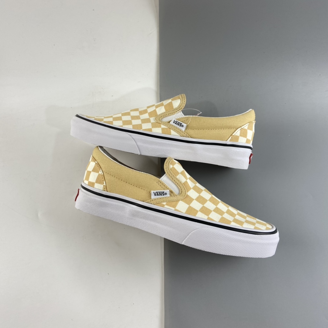 P140  Vans OG Classic Slip-On 范斯 一脚蹬棋盘格 卡其色 经典懒人套男女款低帮帆布鞋 VN0A33TB43A