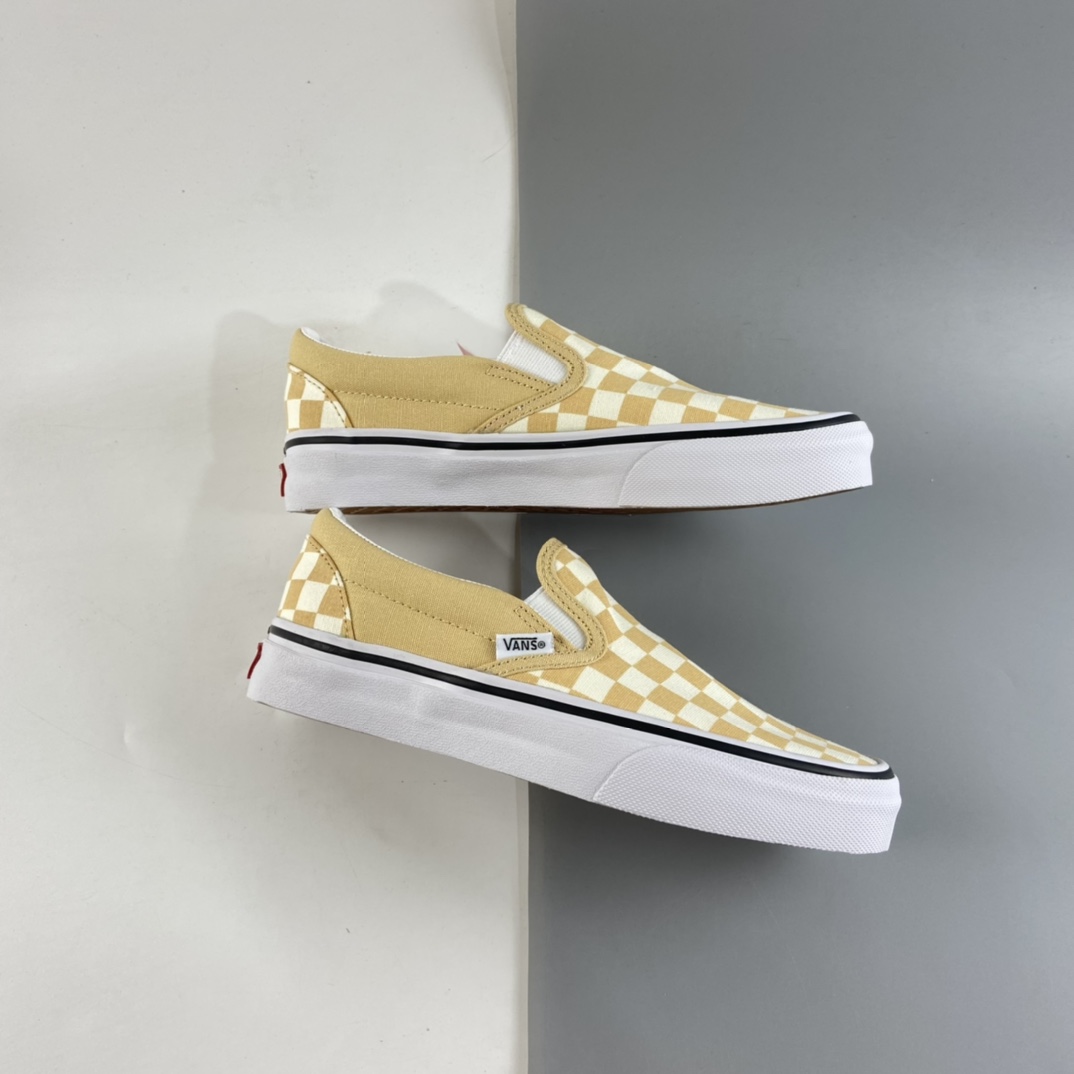 P140  Vans OG Classic Slip-On 范斯 一脚蹬棋盘格 卡其色 经典懒人套男女款低帮帆布鞋 VN0A33TB43A