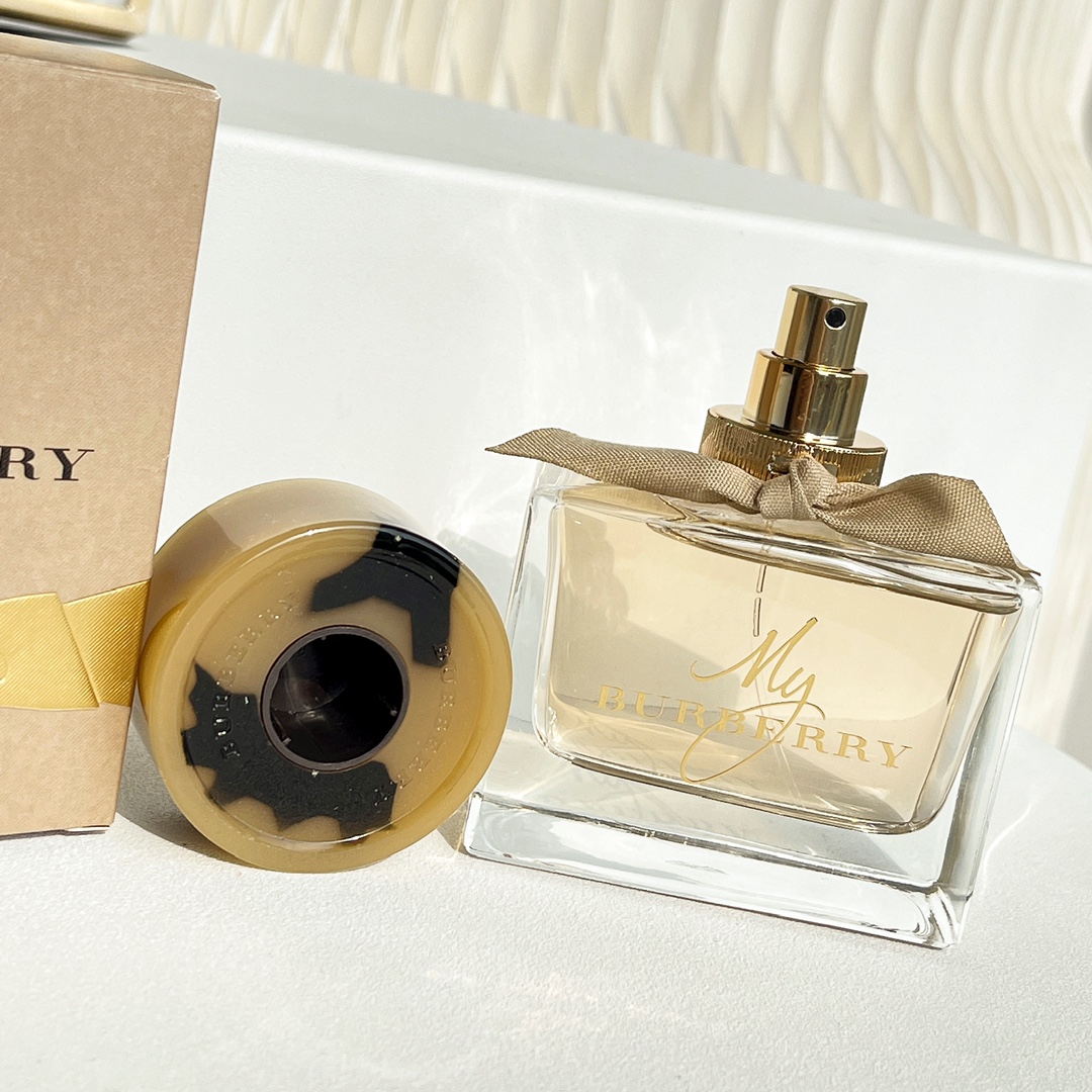 专柜品质Burberry巴宝莉黄色淡香水90ml 3