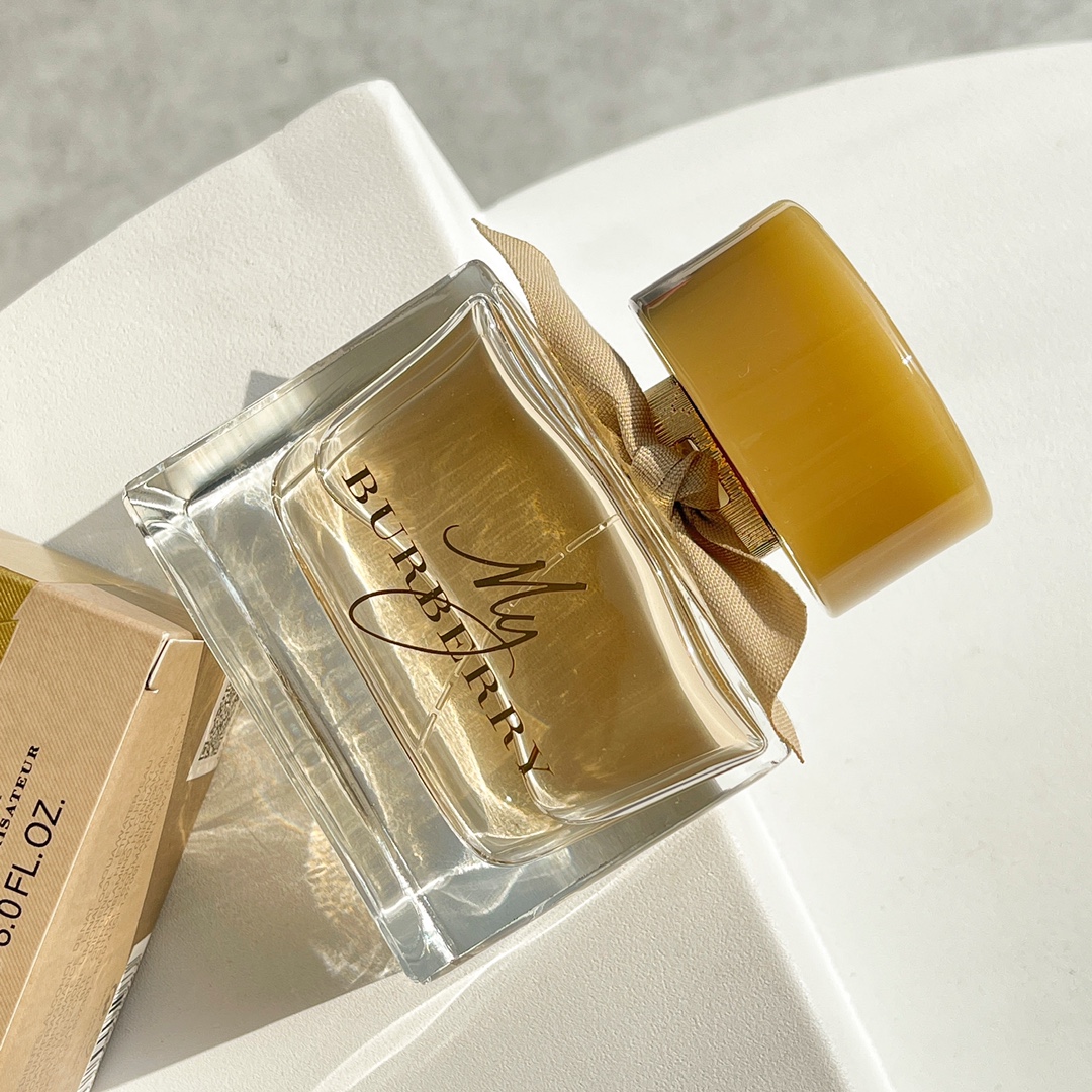 专柜品质Burberry巴宝莉黄色淡香水90ml 2