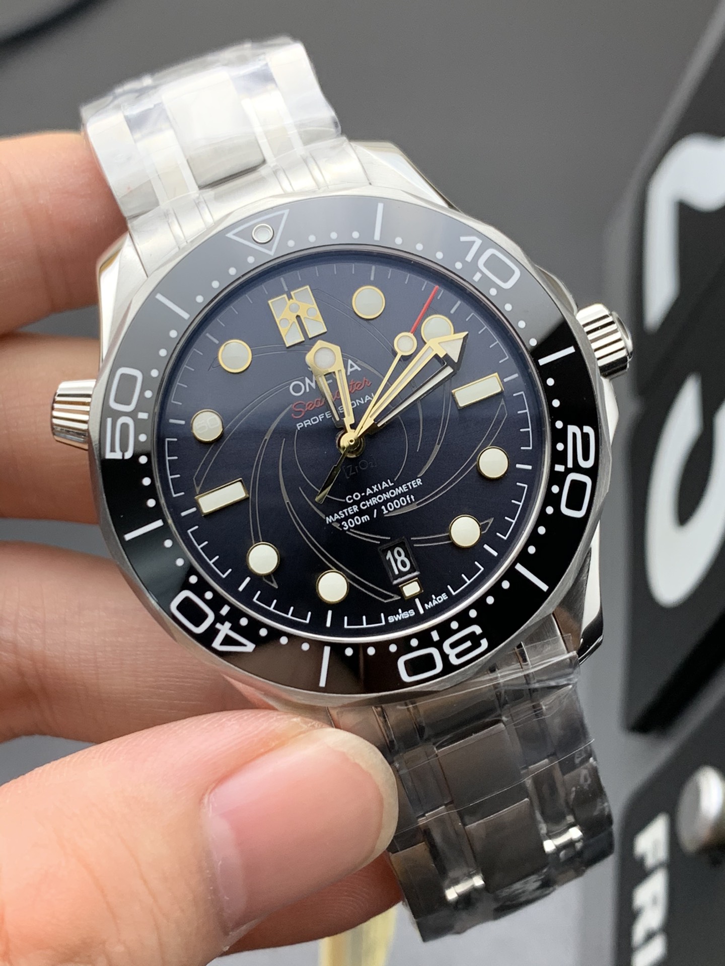 Omega 女王秘史