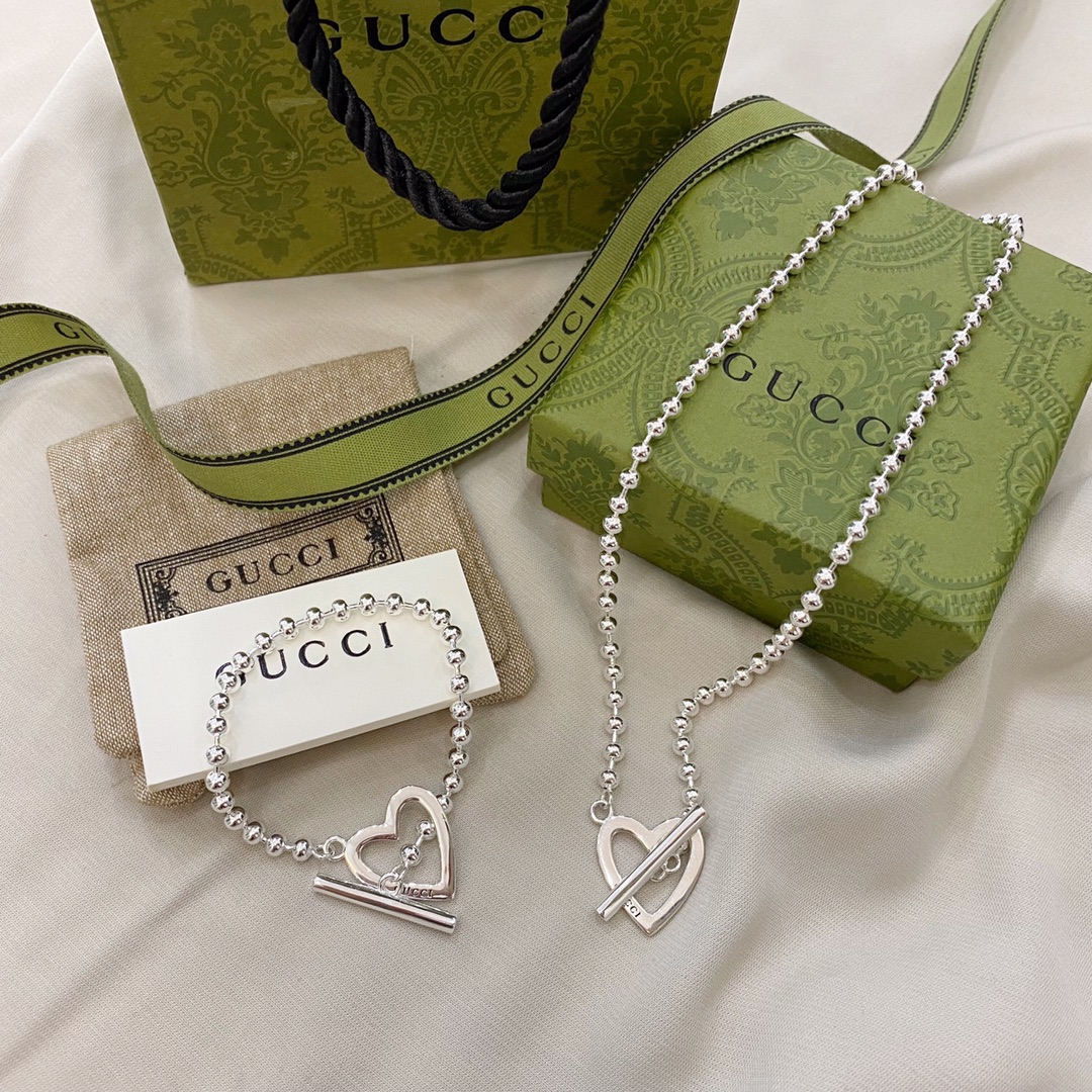 NO:104043,Necklace P bracelet Gucci Gucci sterling silver love bead necklace bracelet Necklace size 40cm Bracelet size 17cm 18cm 19cm 2 0cm Code S0066, Gucci necklace Gucci bracelet, gucci, gucci, necklace, bracelet, pure silver19860909项链p手链Gucci古驰纯银爱心珠子项链手链 项链尺寸40cm 手链尺寸17cm 18cm 19cm 2 0cm 编码S0066,古驰项链古驰手链,gucci,gucci,necklace,bracelet,pure silver,Jewelry