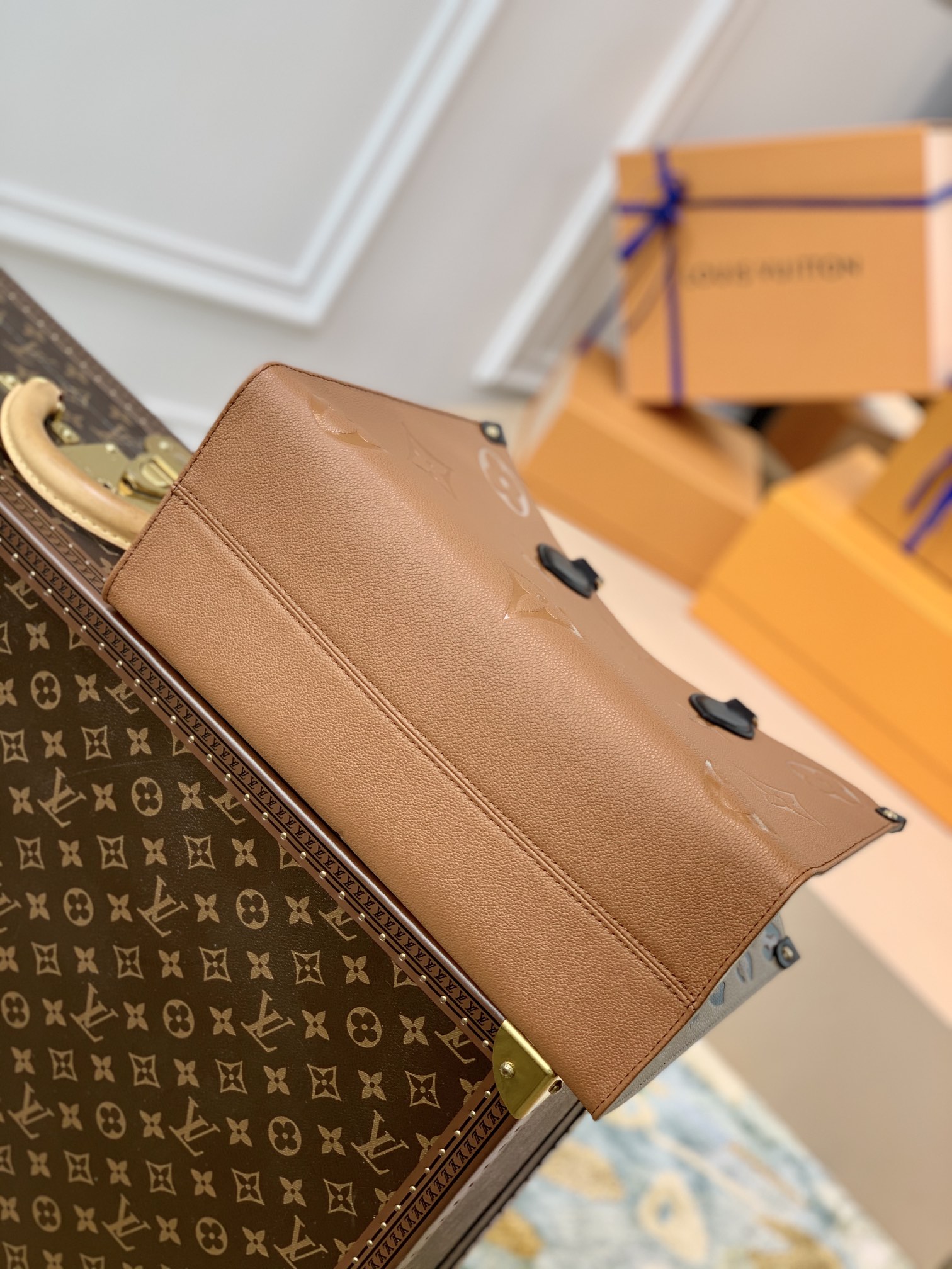 Louis Vuitton LV Onthego MM 豹纹印花托特包 M58521焦糖色