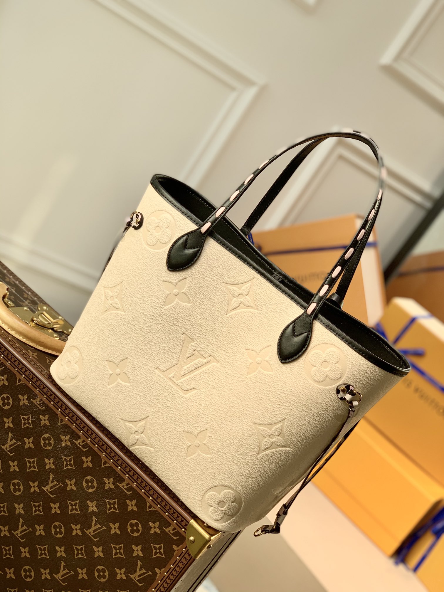 Louis Vuitton LV Neverfull MM tote M58525