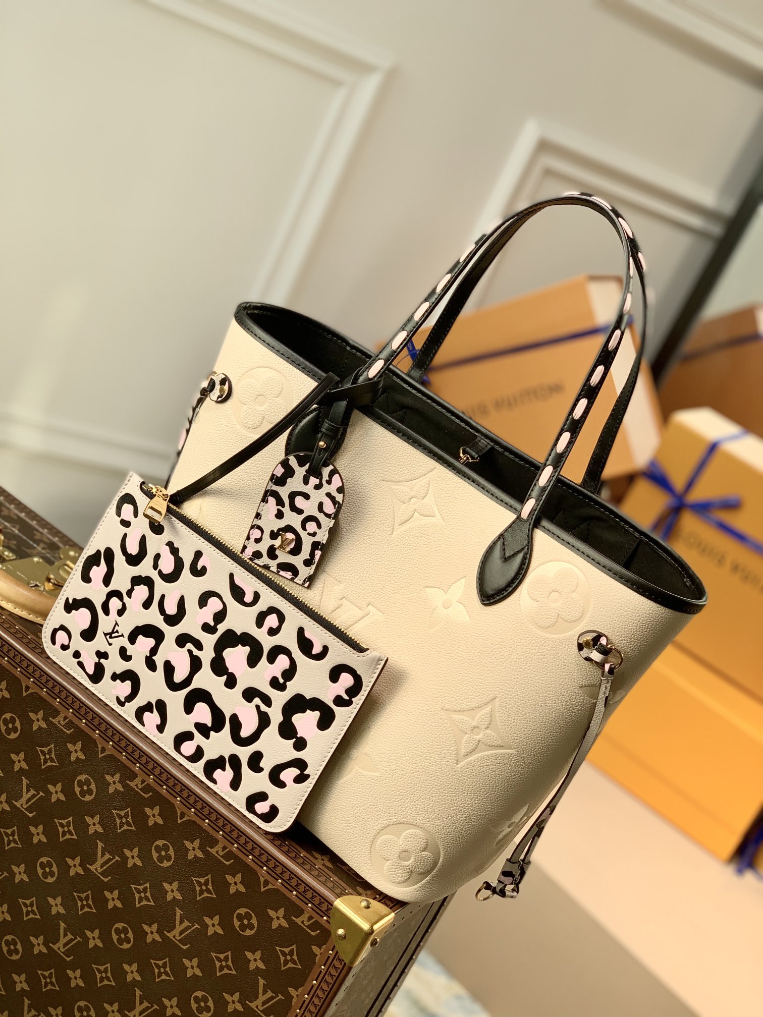 Louis Vuitton LV Neverfull MM tote M58525