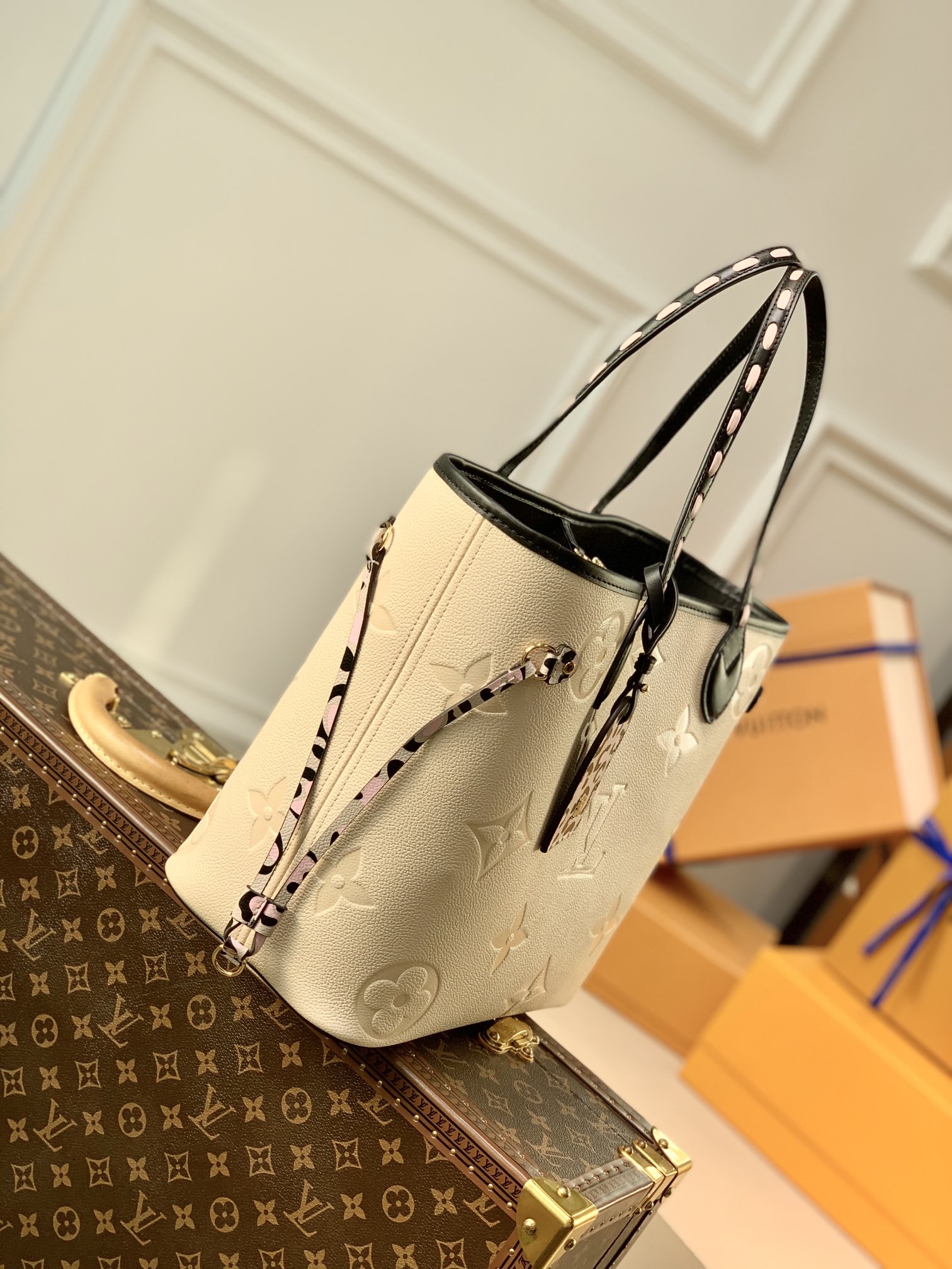 Louis Vuitton LV Neverfull MM tote M58525