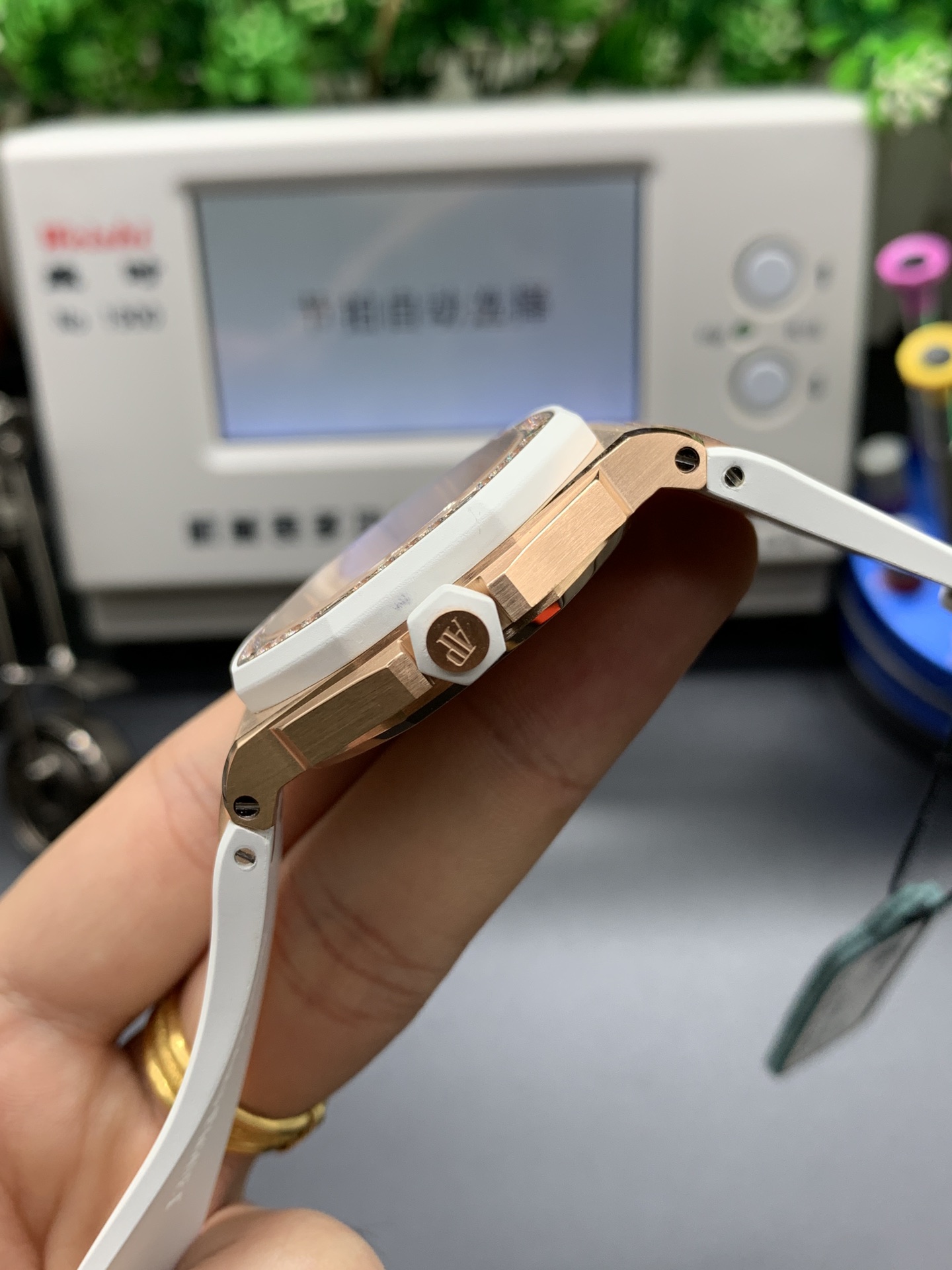 Audemars Piguet Ap factory一款专属女生的爱彼，牛奶白
