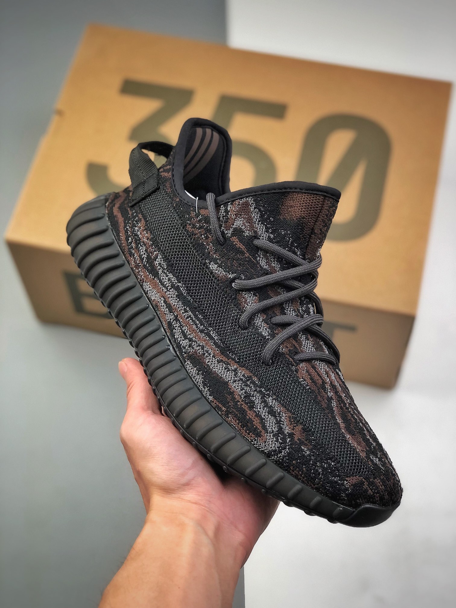 Nuevo color "Greymon" llegó Colaboración Kanye West x Adidas Yeezy Boost 350 V2 "MX Oat" Zapatillas deportiva…