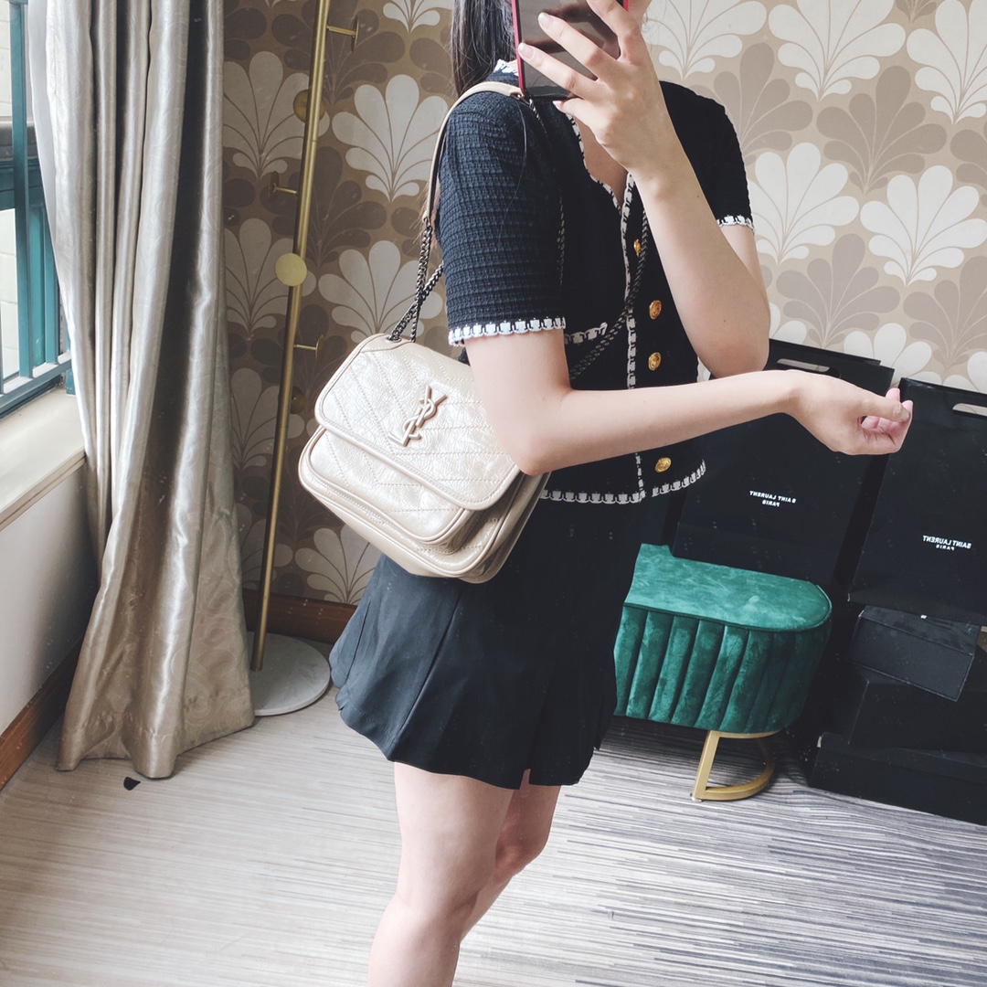 路易威登 Louis Vuitton 高定典藏名品高定成衣时装外套连衣裙衬衫T恤 #D8E8538B 3