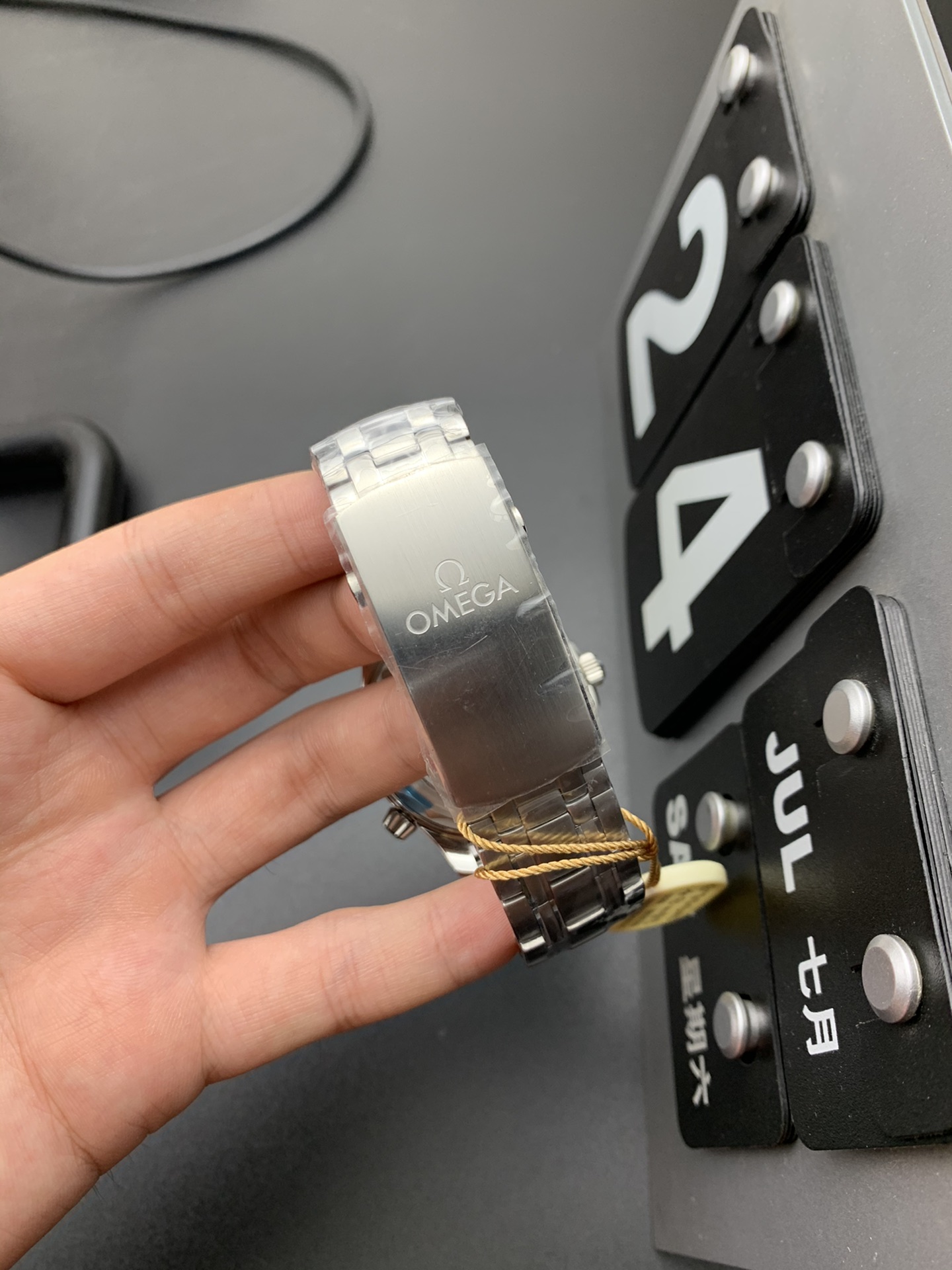 Omega 蓝海马300