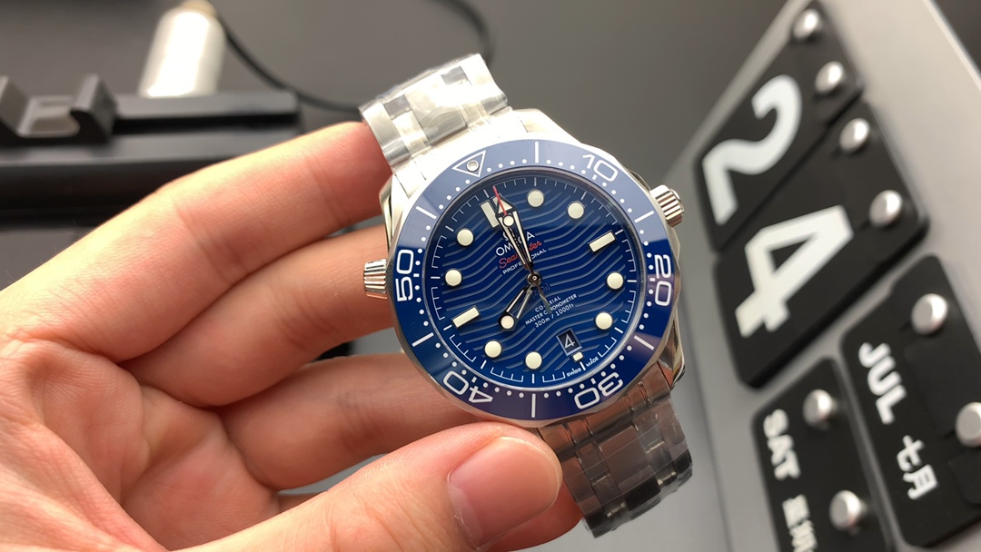 Omega 蓝海马300