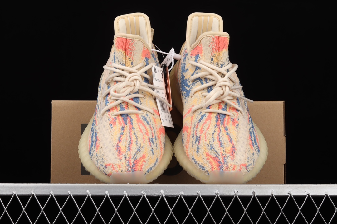 ¥250 Ad Yeezy 350 Boost V2 "Max oat" GW3773 阿迪达斯椰子350二代 暴龙兽三色迷彩
尺码:36 36.5 37 38 38.5 39 40 40.5 41 42 42.5 43 44 44.5 45 46 47 48