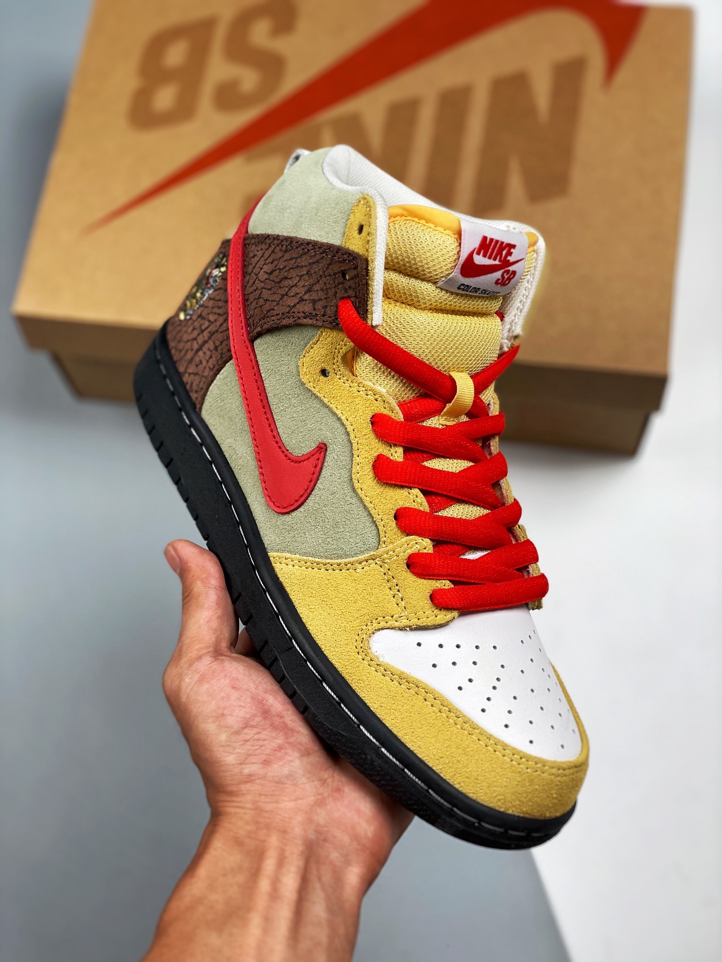 Apoya la tienda 5 Nike Dunk SB Low x skates "Kebab and Destroy" kebab y rollo, amarillo, rojo y marrón, unisex, materia…