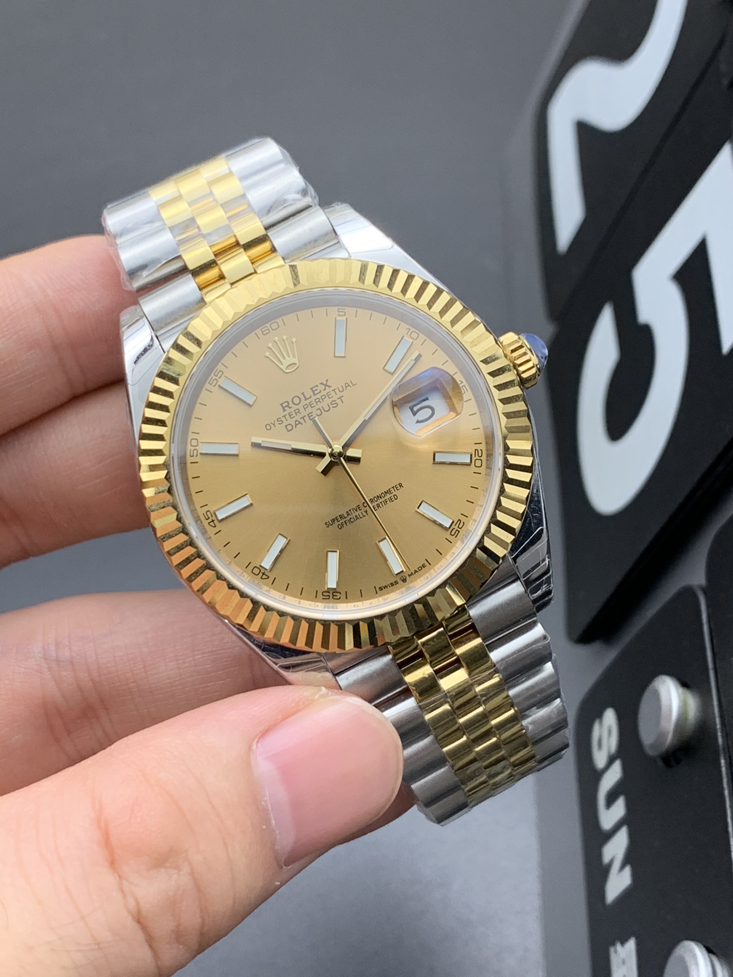 Rolex 间金日志