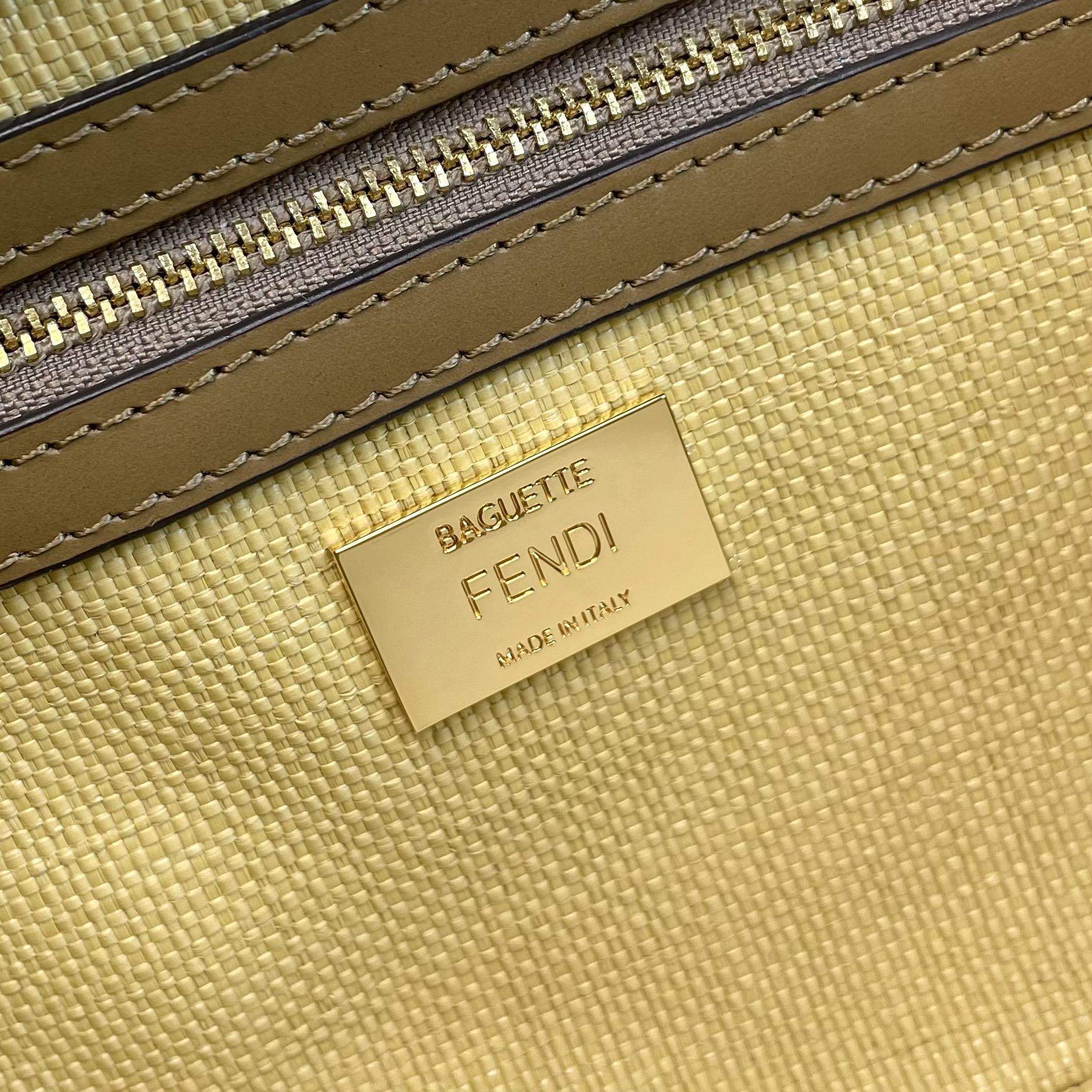 Fendi 名称： Mon Tresor 立体绣花法棍
