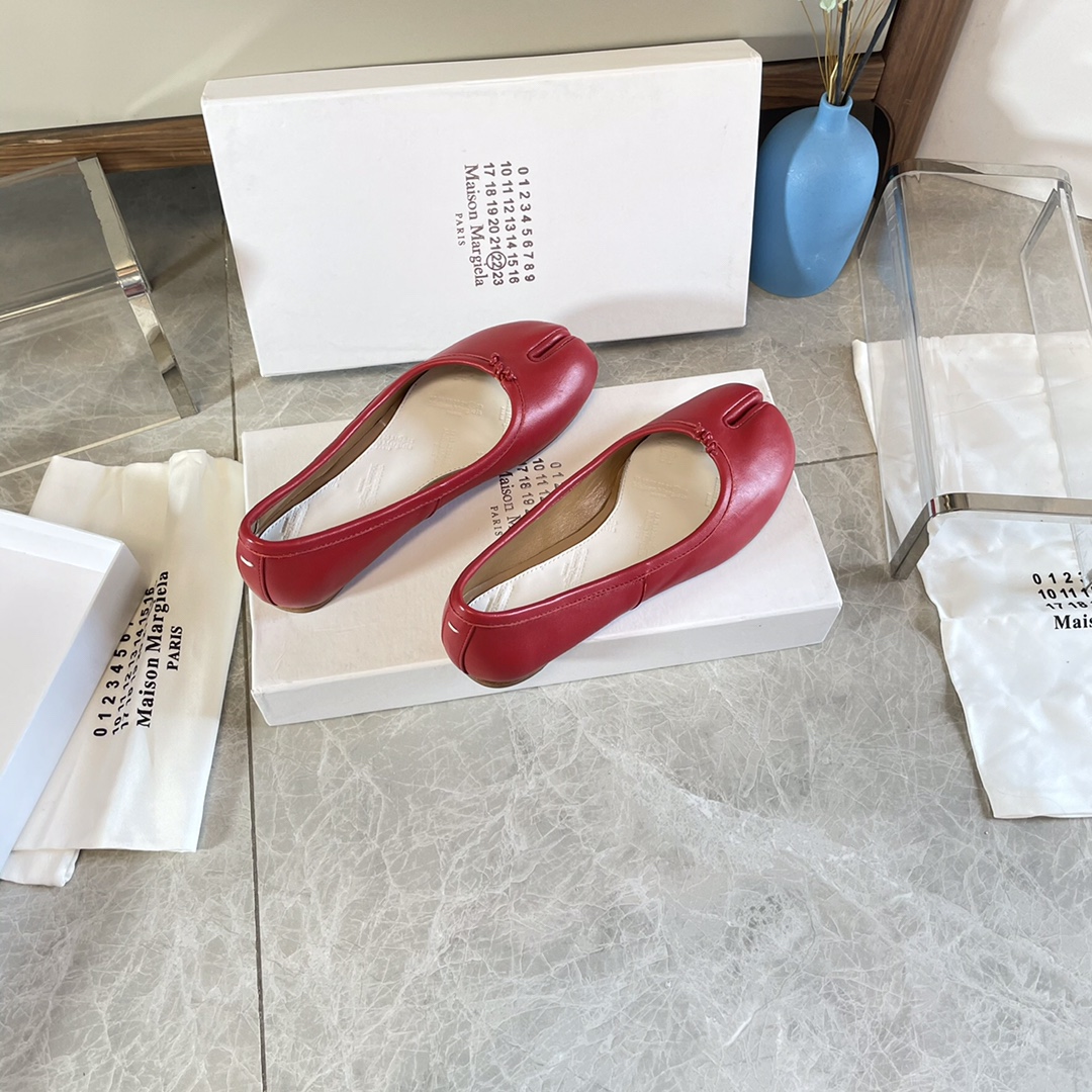 Maison Margiela Tabi Ballerina Flats Red Leather Split Toe Shoes 9 i1627293812 5160 7
