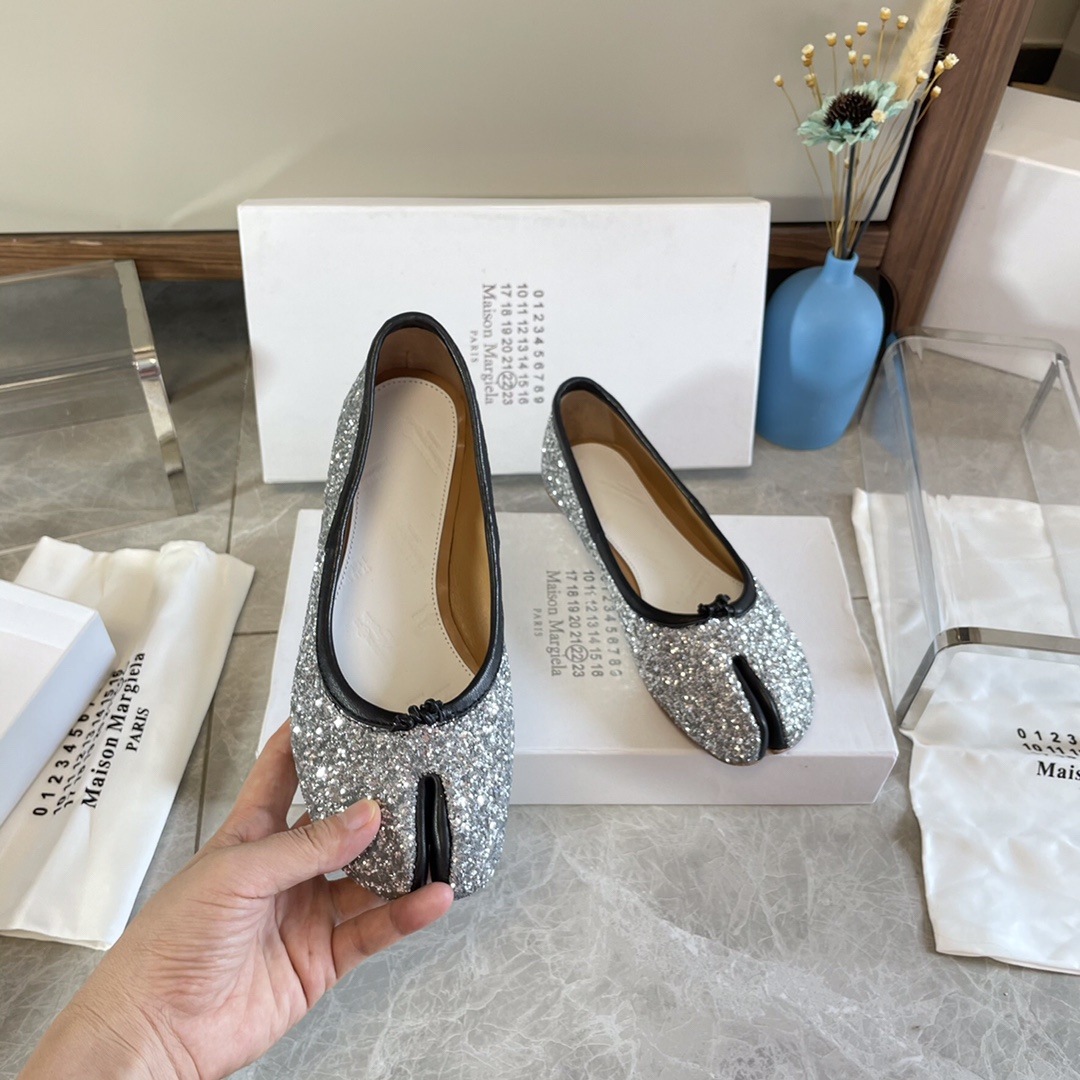 Maison Margiela Tabi Ballerina Flats Glitter Lambskin Leather Shoes 1 Maison Margiela Tabi Ballerina Flats Glitter Lambskin Leather Shoes
