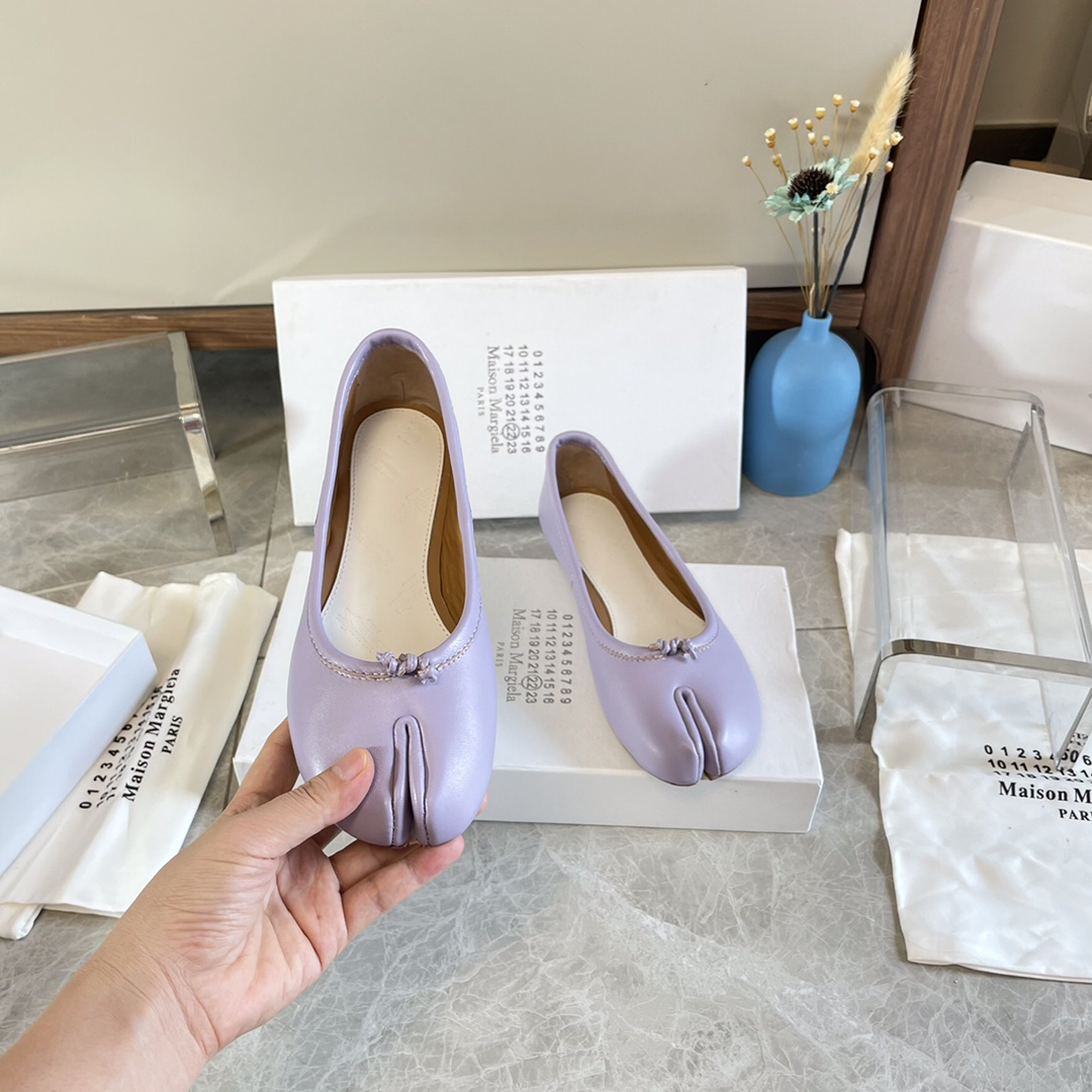 Maison Margiela Tabi Split-Toe Lambskin Ballet Flats - Lavender 2 i1627293929 2669 5