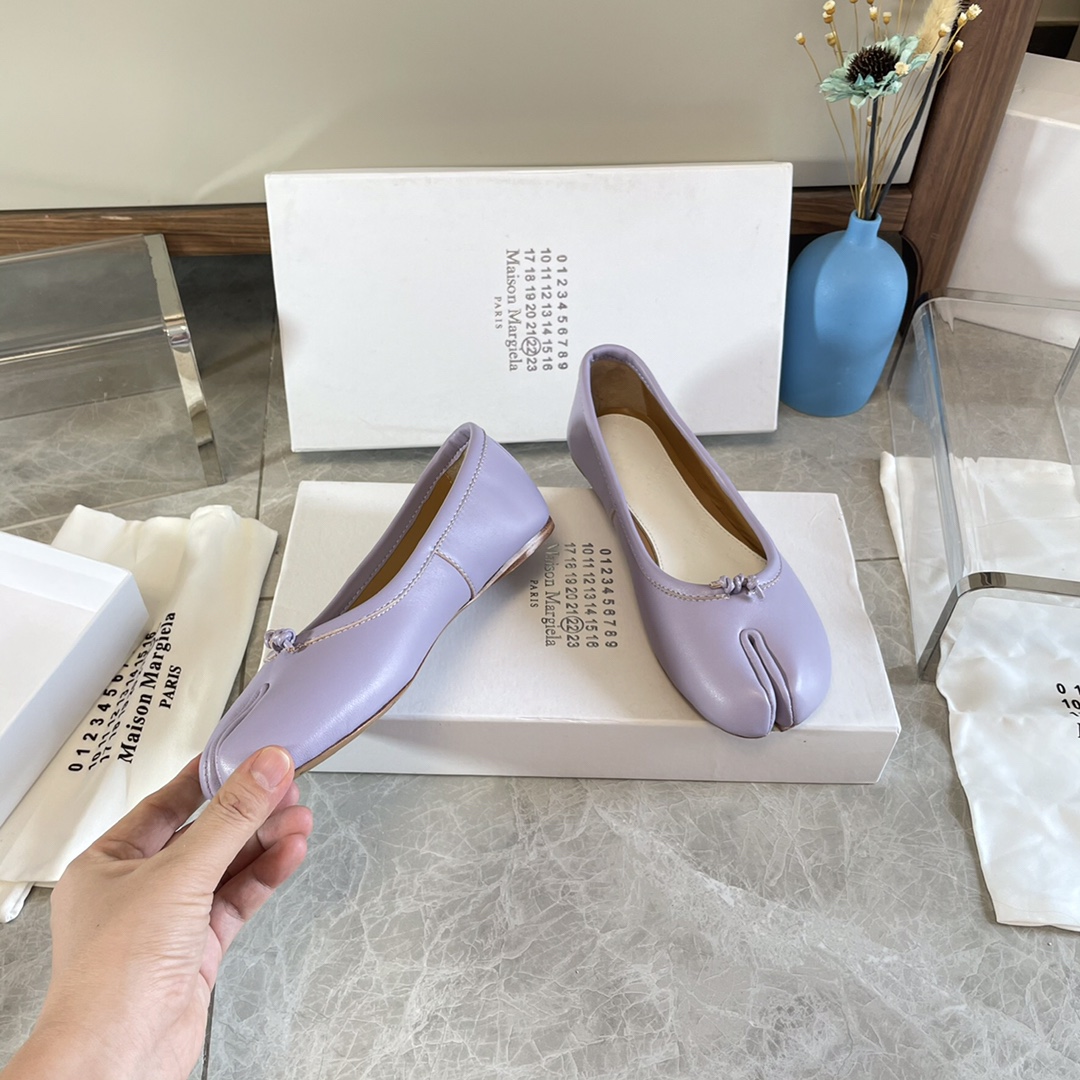 Maison Margiela Tabi Split-Toe Lambskin Ballet Flats - Lavender 7 i1627293929 3292 4